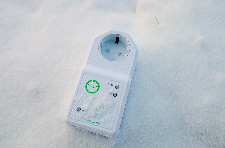 iSocket in the snow
